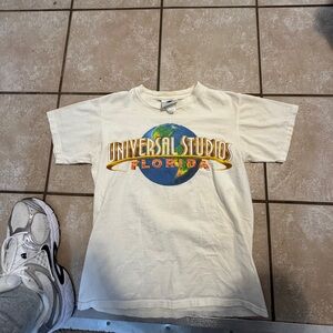 Universal Cream T-Shirt with Earth Graphic Size S